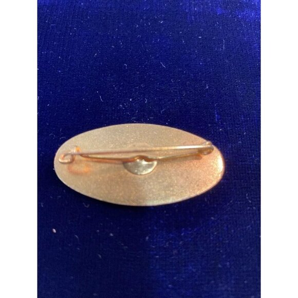 Vintage ORLANE Gold Tone and White Enamel Employee Pin Brooch Rare HTF - Picture 4 of 4